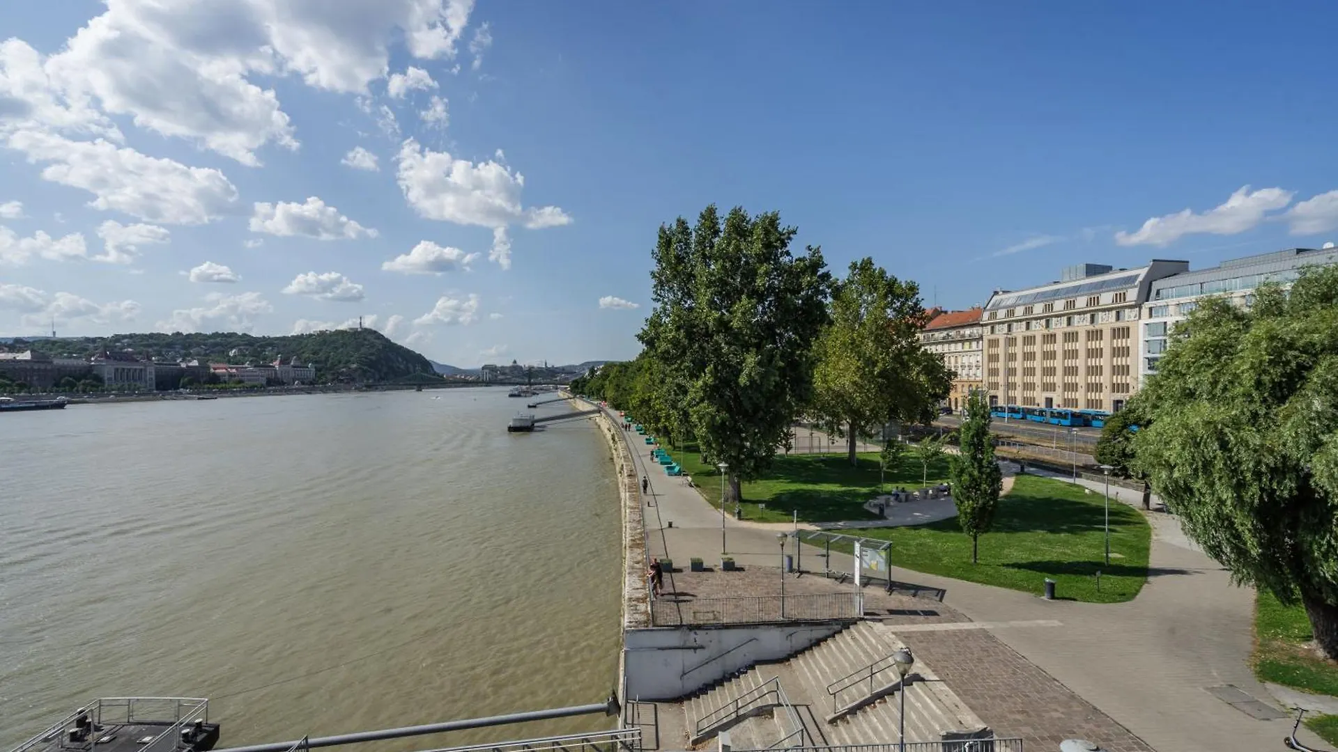 River Sunshine Apartment Budapeste